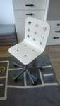Krzesełko do biurka dla dziecka Ikea Jules białe