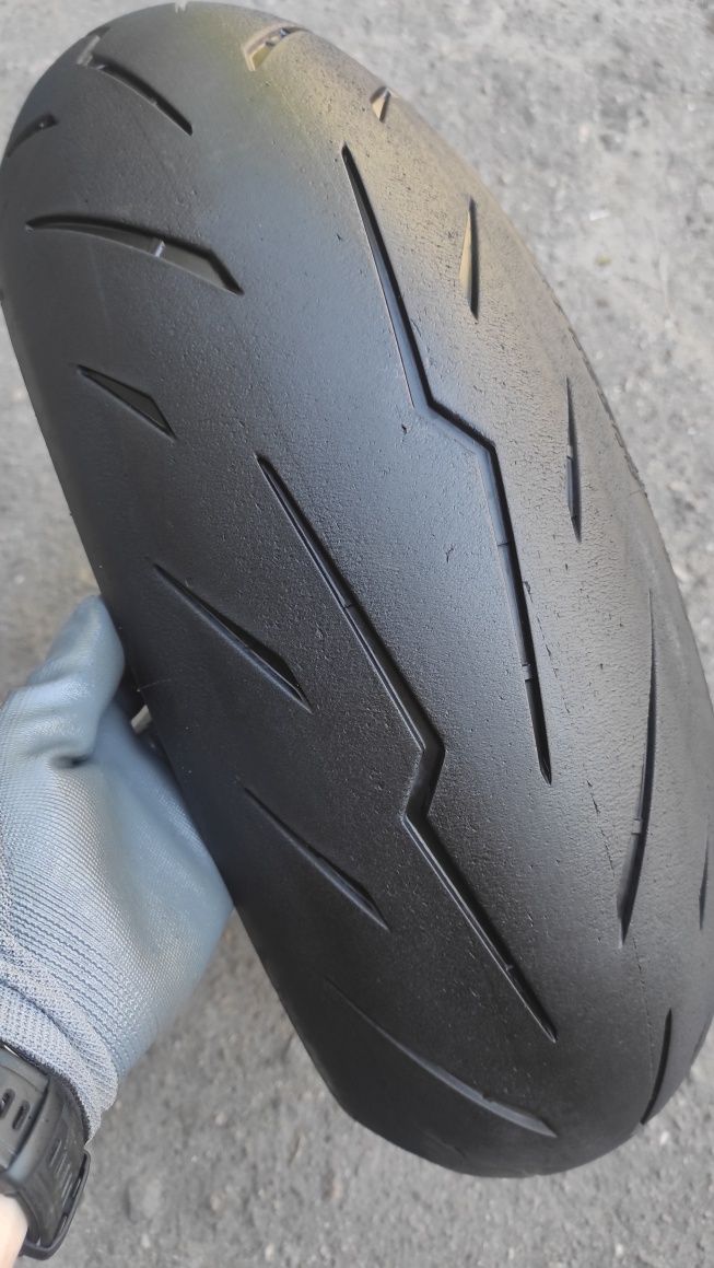 Pirelli Diablo Rosso 4 - 180/60/17