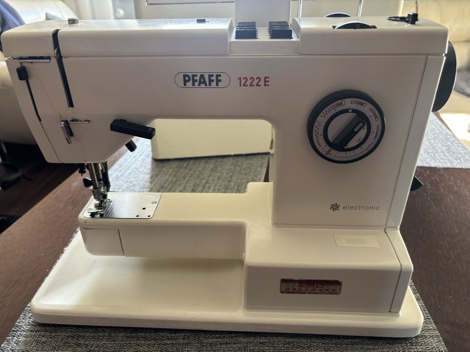 Maszyna do szycia  Pfaff 1222e podwójny transport stopka krocząca
