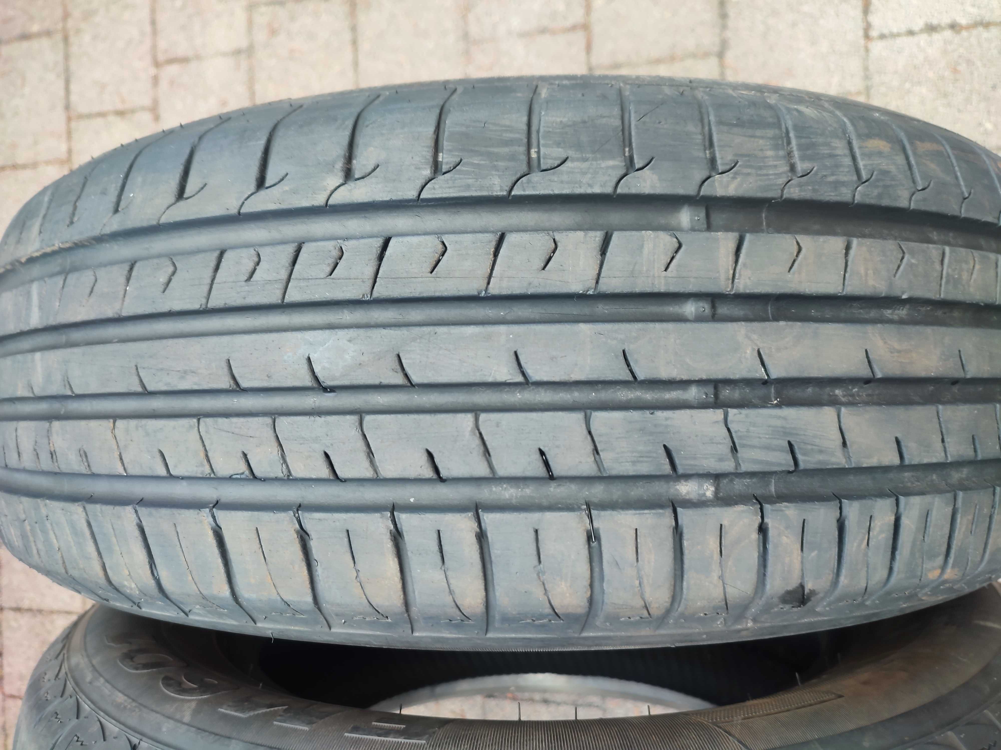 Opony Letnie 205/65R15 Firemax FM601 2szt