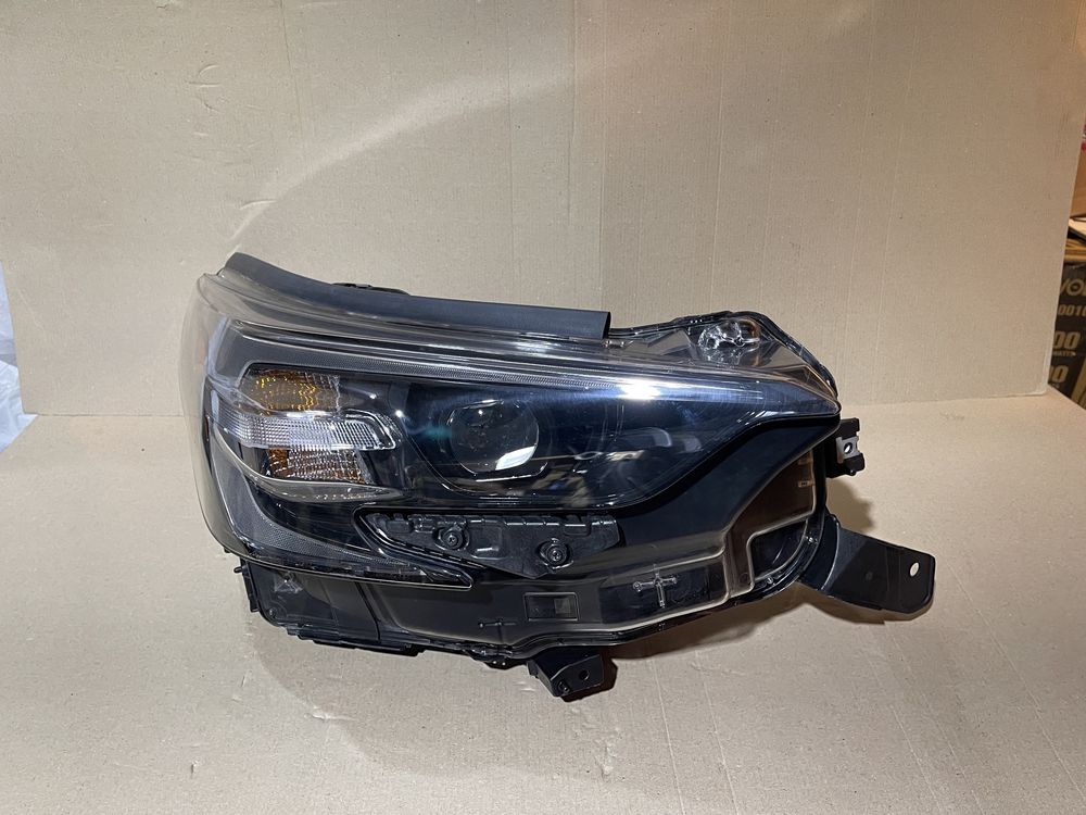 Фари Subaru Outback Legacy 2022 2023 2024 Led B16 рестайл