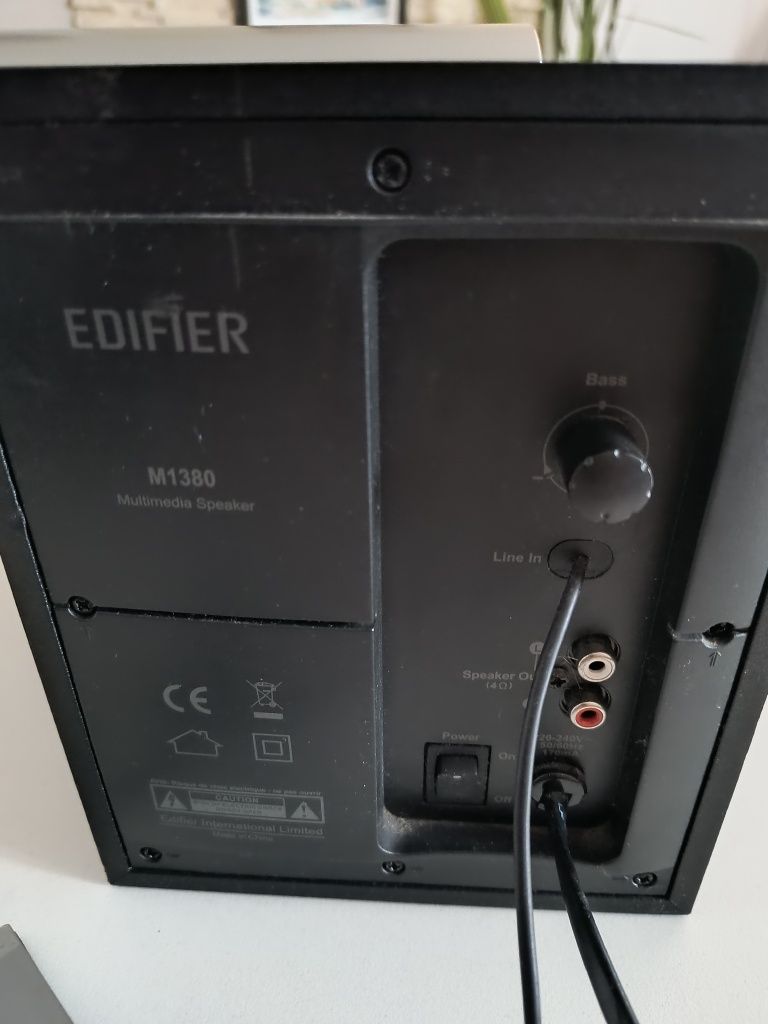 Subwoofer Edifier M1380 czarny