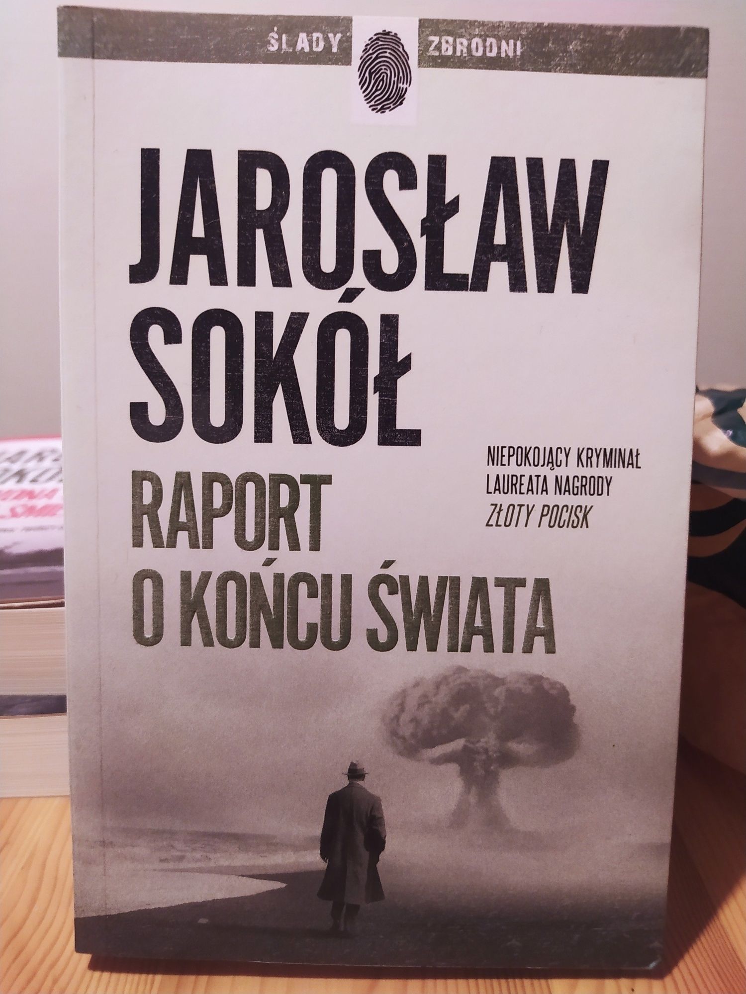 Jarosław Sokół seria:Wyspa Zero/Czerwona Zaraza /Raport o końcu świata