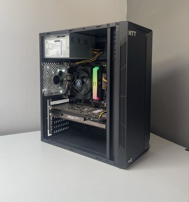 —> Komputer stacjonarny pc