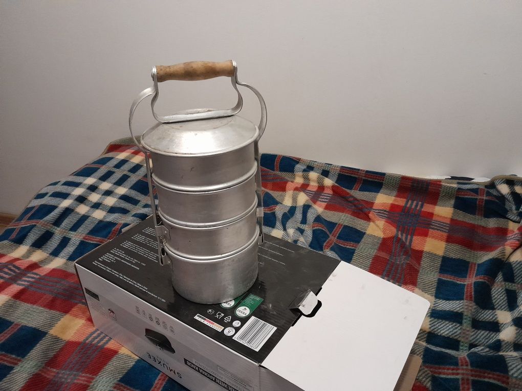 Czworak obiadowy prl aluminium
