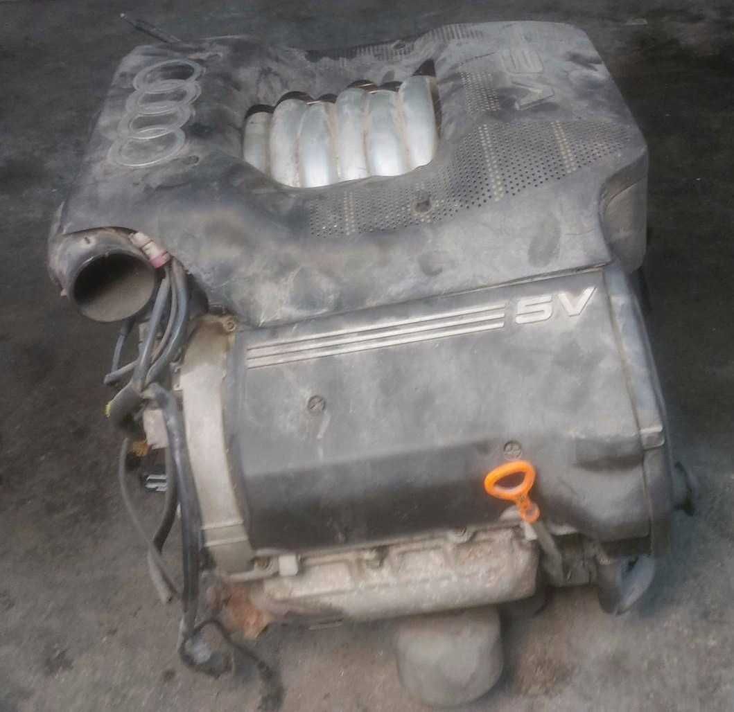 Motor Audi 2.4 V6