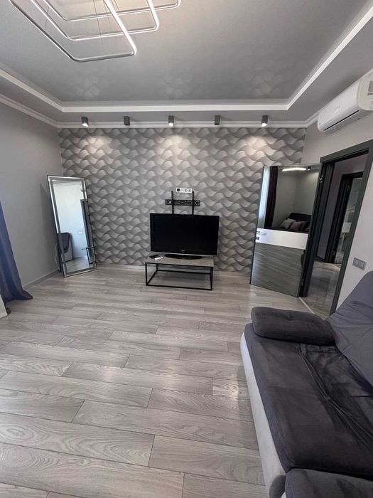 Сдам 2-х комнатную квартиру Ильфа и Петрова/ Архитекторская новострой