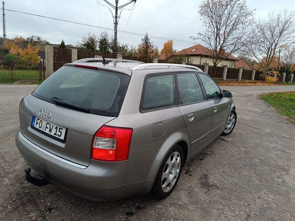 Audi a4 1.9 TDI 130km**climatronic**opłacony**zamiana