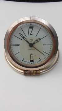 Часы будильник Слава СССР 50-е механика.На ходу