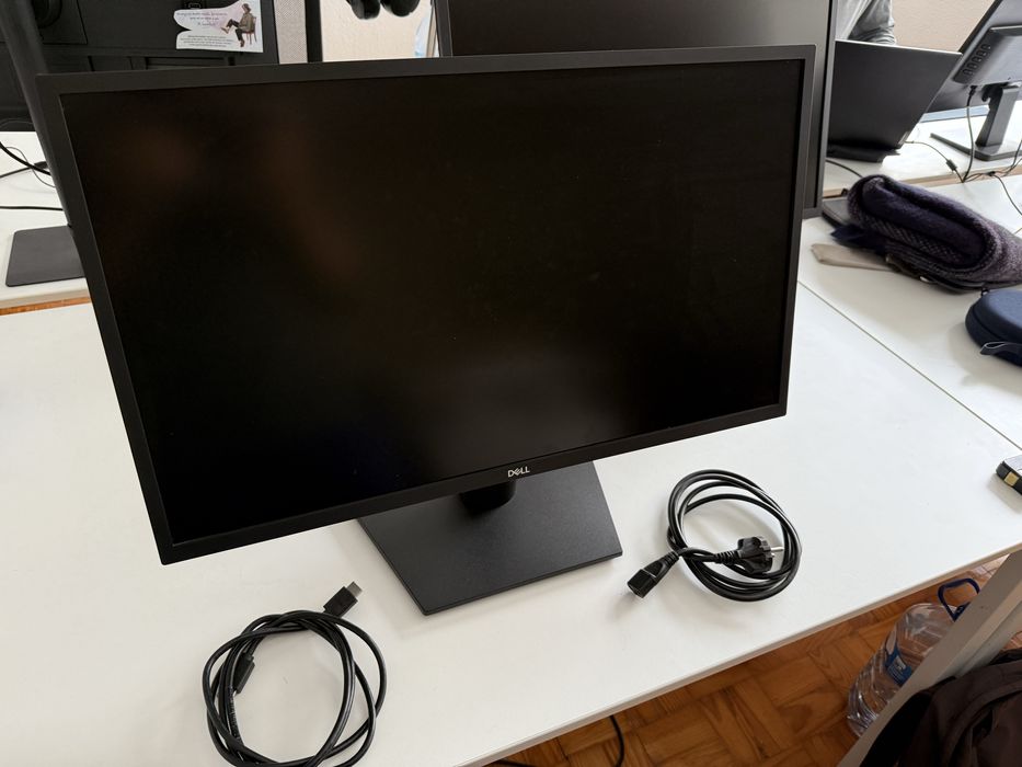 Ecra / monitor Dell 27 se2722hx usado boas condicoes