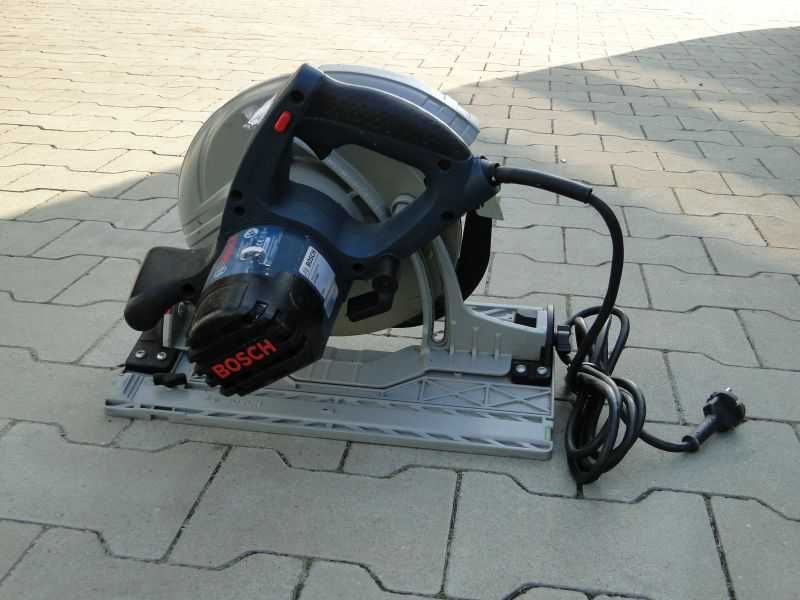 Pilarka tarczowa piła CIESIELSKA BOSCH GKS 85 PROFESSIONAL 2200W fi235