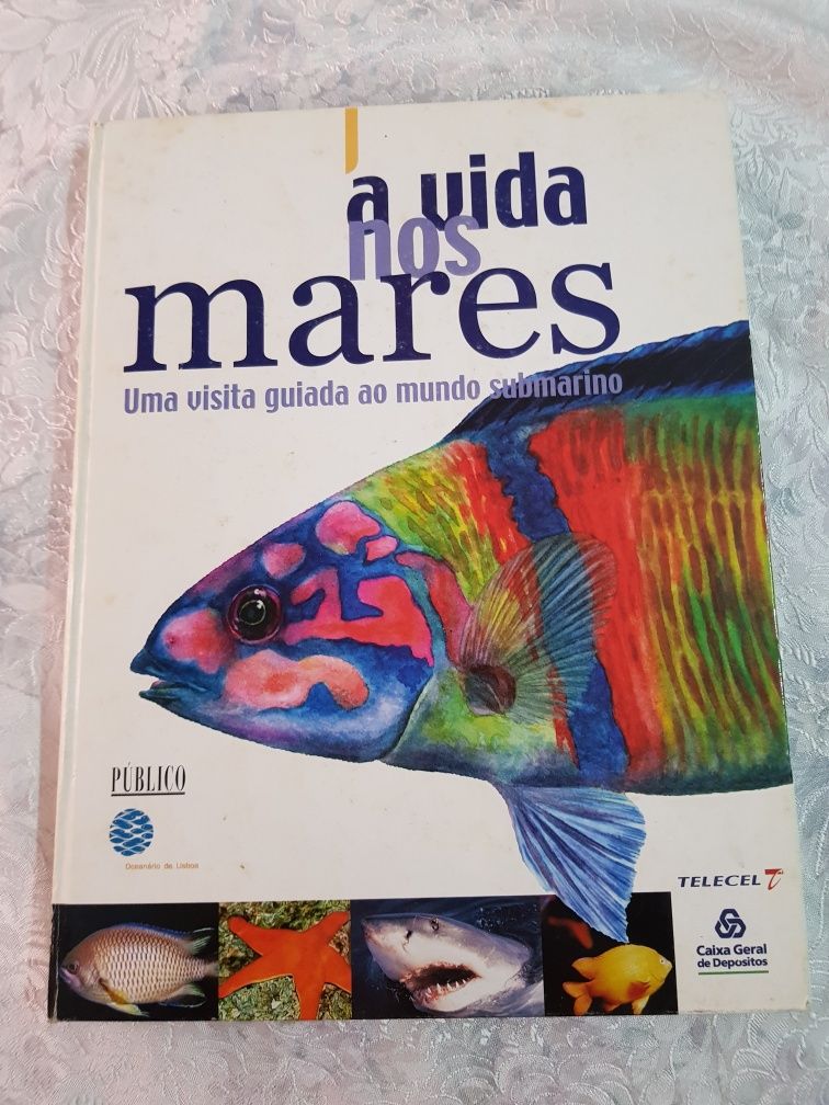 Vendo vários livros