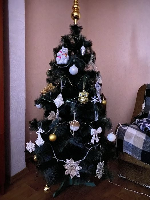 Продам Елку искуственную сосну 120 см