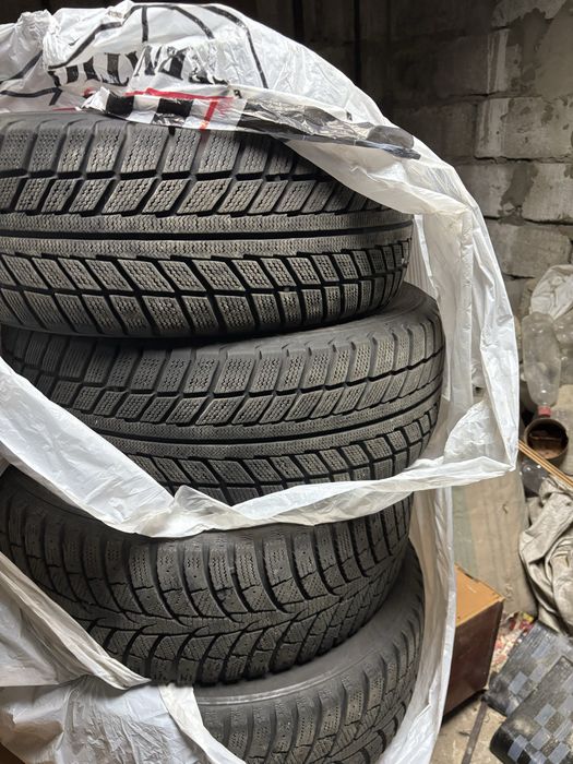 Зимняя резина R 16 205/55