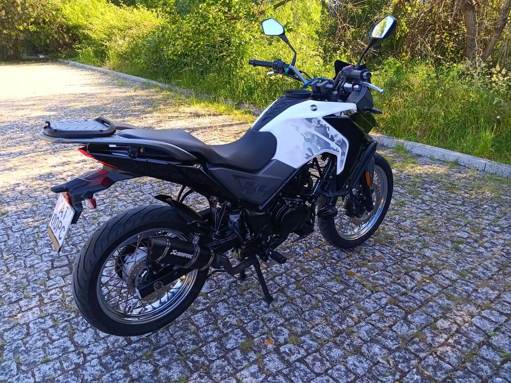 SYM NHT 125 igual a nova