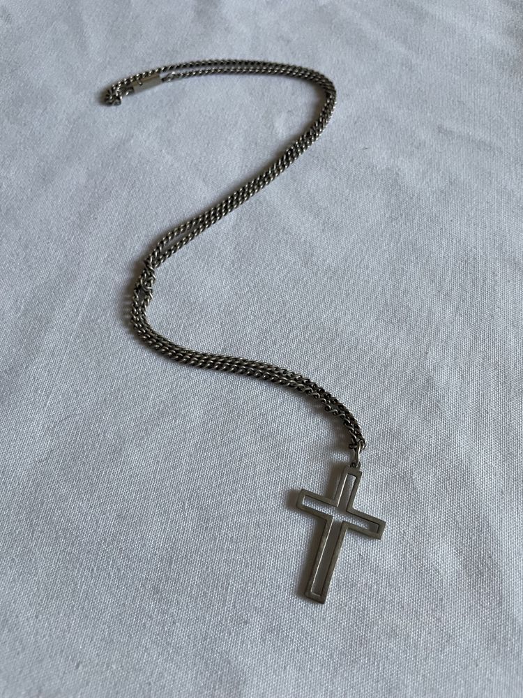 Krzyżyk na łańcuszku - naszyjnik z krzyżykiem - wisiorek