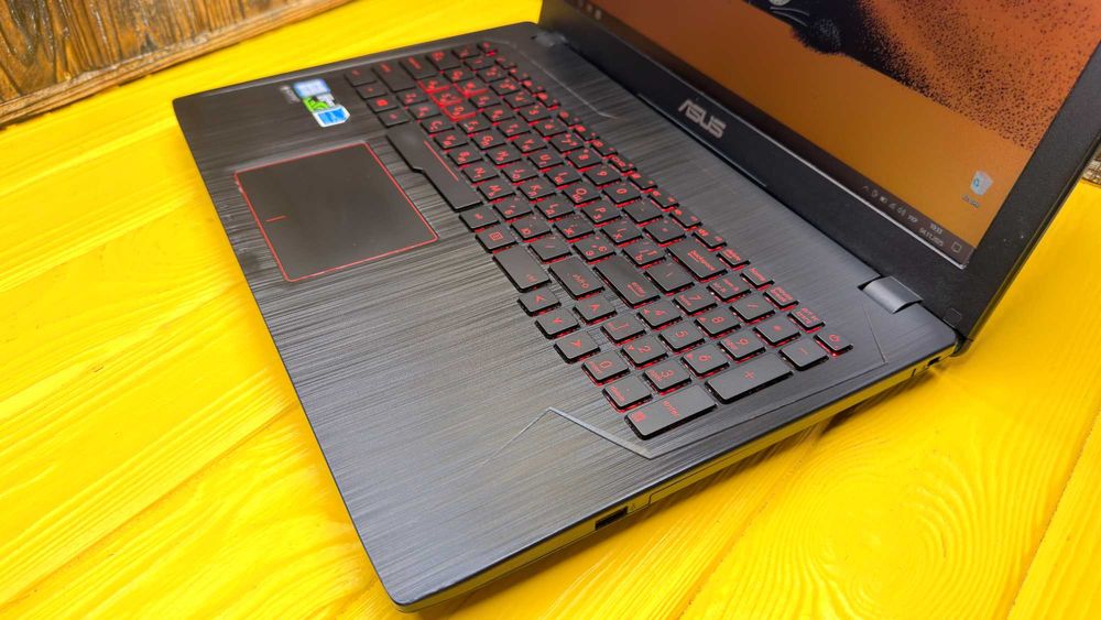 Недорогий Ігровий Ноутбук Asus Rog Strix GL553VD/GTX 1050 2GB/ГАРАНТІЯ