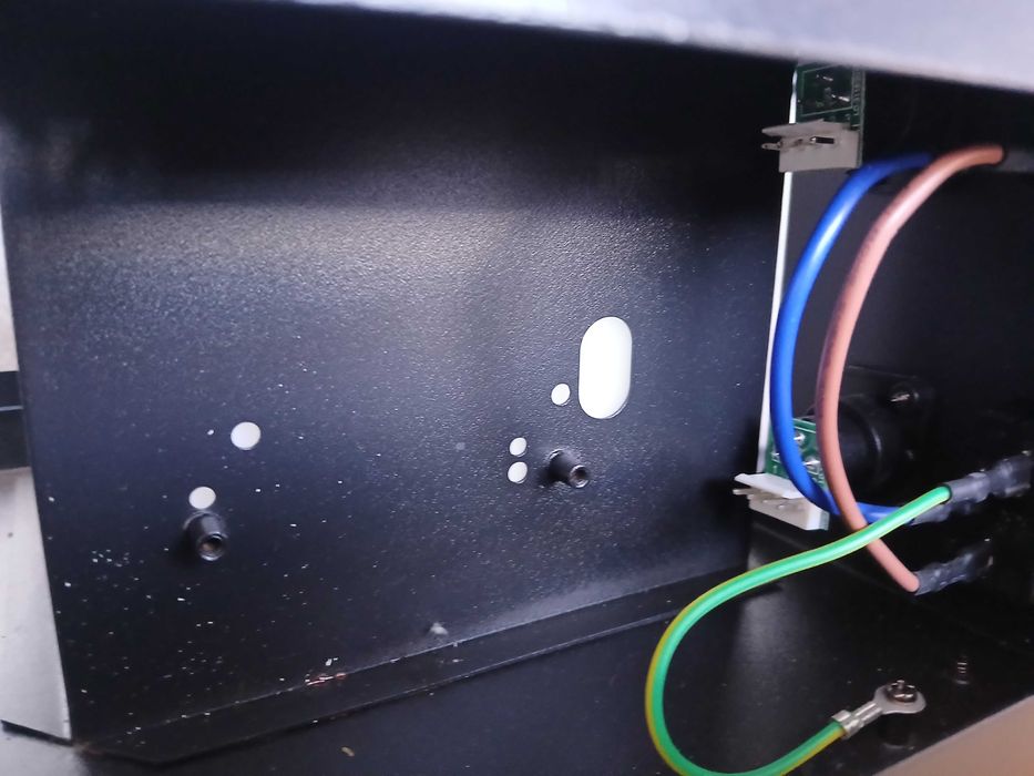 Obudowa wytwornicy dymu 1500W stan jak nowa