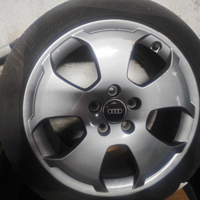 Vendo jante 17 para Audi A3