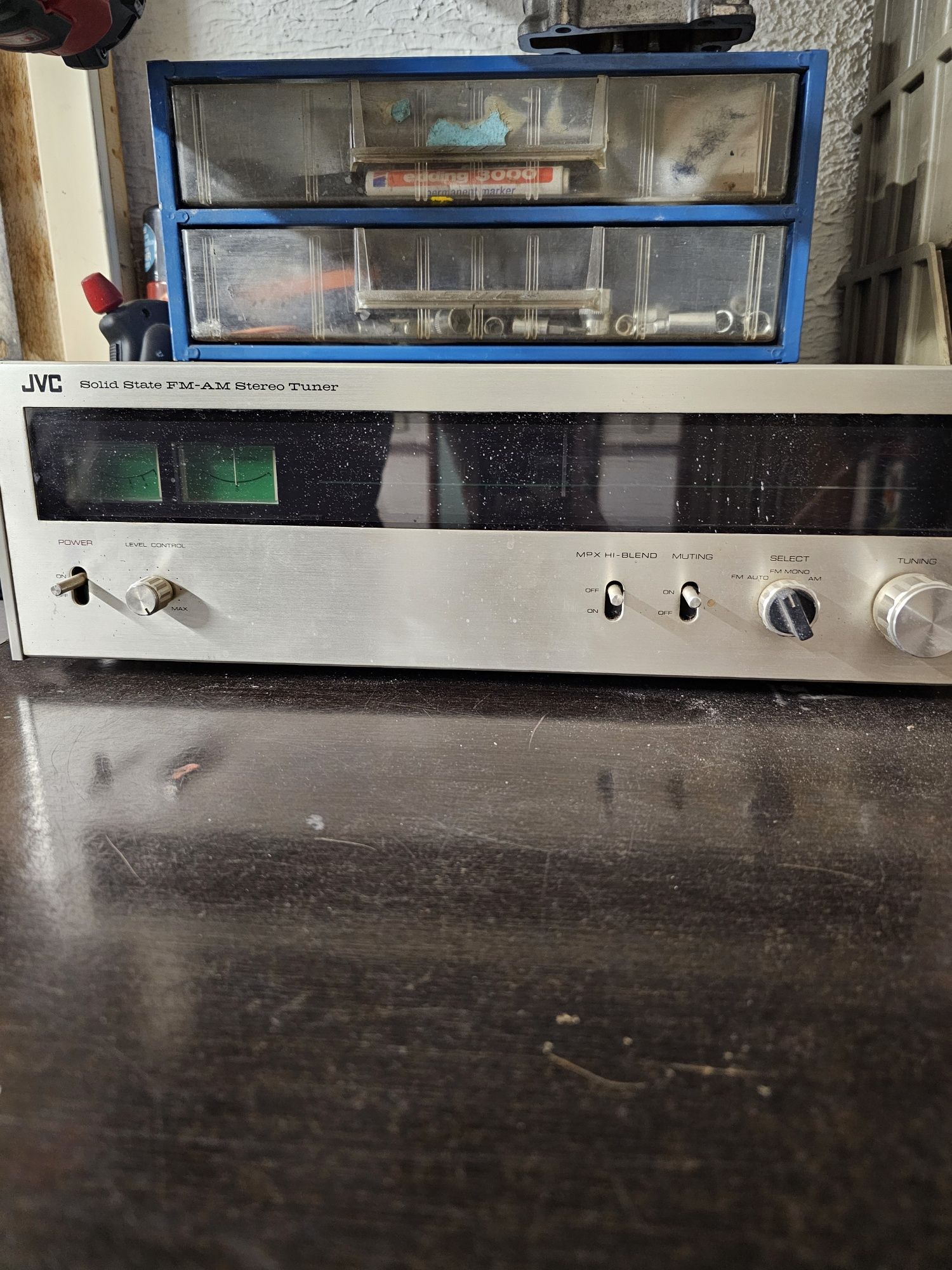 Radio jvc antigo