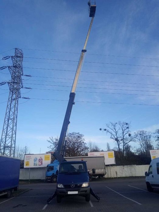 Автовишка. Автовишки 18, 21, 22, 24,28м. Оренда Львів вишка. Автовышка