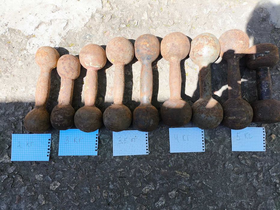 Продам гантели разные