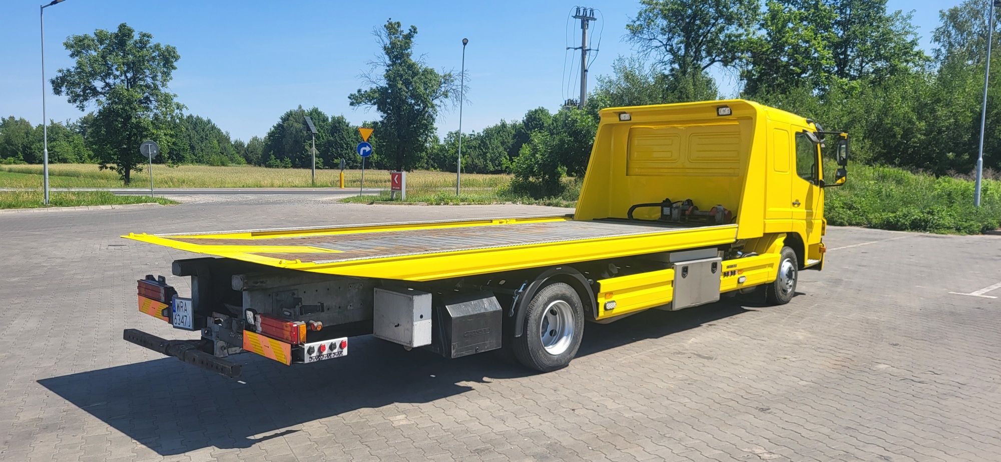 Mercedes Atego 1224 Pomoc Drogowa  6 osób Autolaweta 2013r
