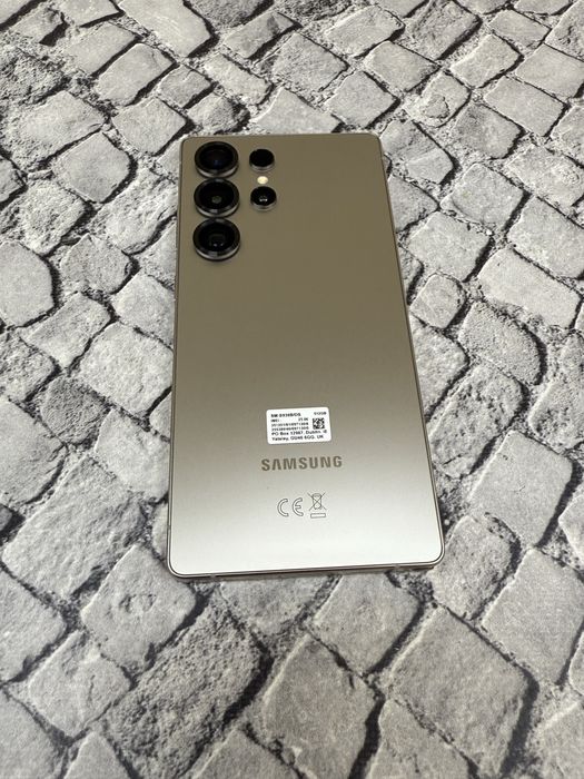 New Samsung Galaxy S25 Ultra 12/512gb Global Titanium Gray 1050$