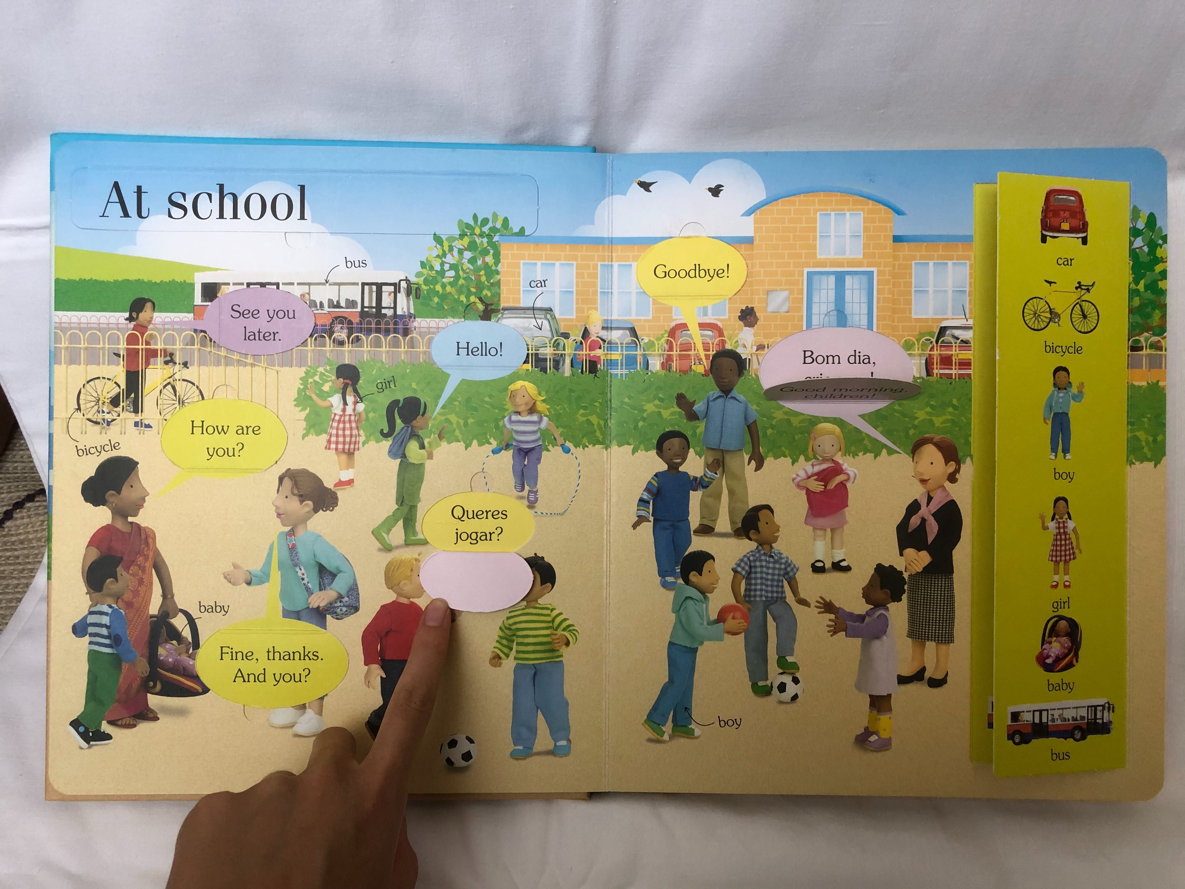 Livro da infantil para aprender inglês, com abas