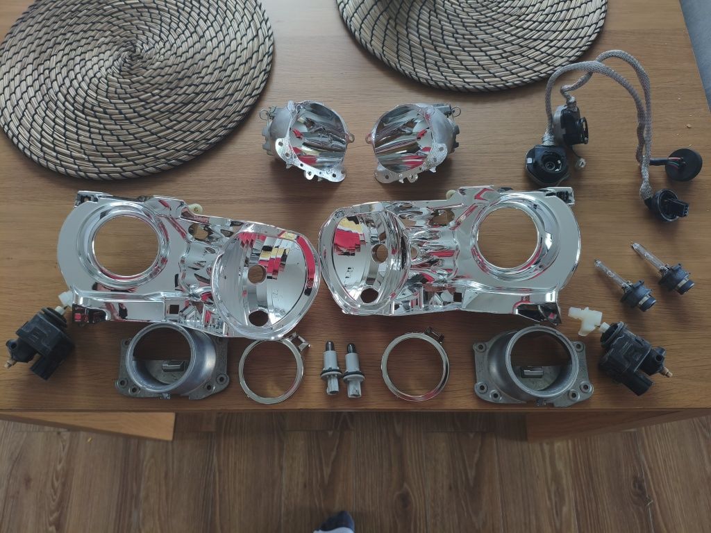 Odbłyśnik element optyczny silniczki lamp Xenon Honda Accord 08-11