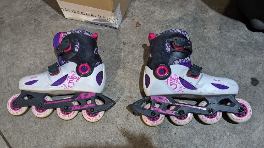 Vendo patins de menina ajustáveis 32/35