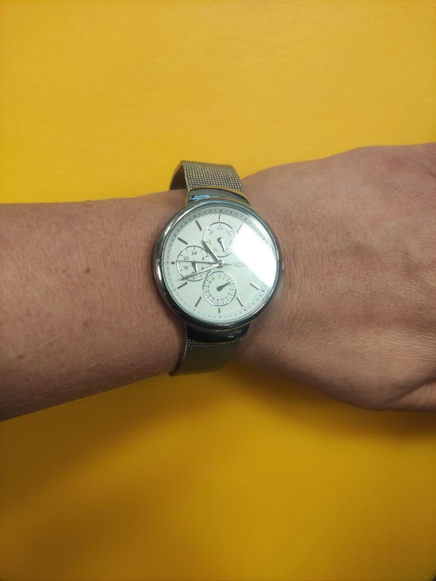 zegarek damski Pacific chronograf