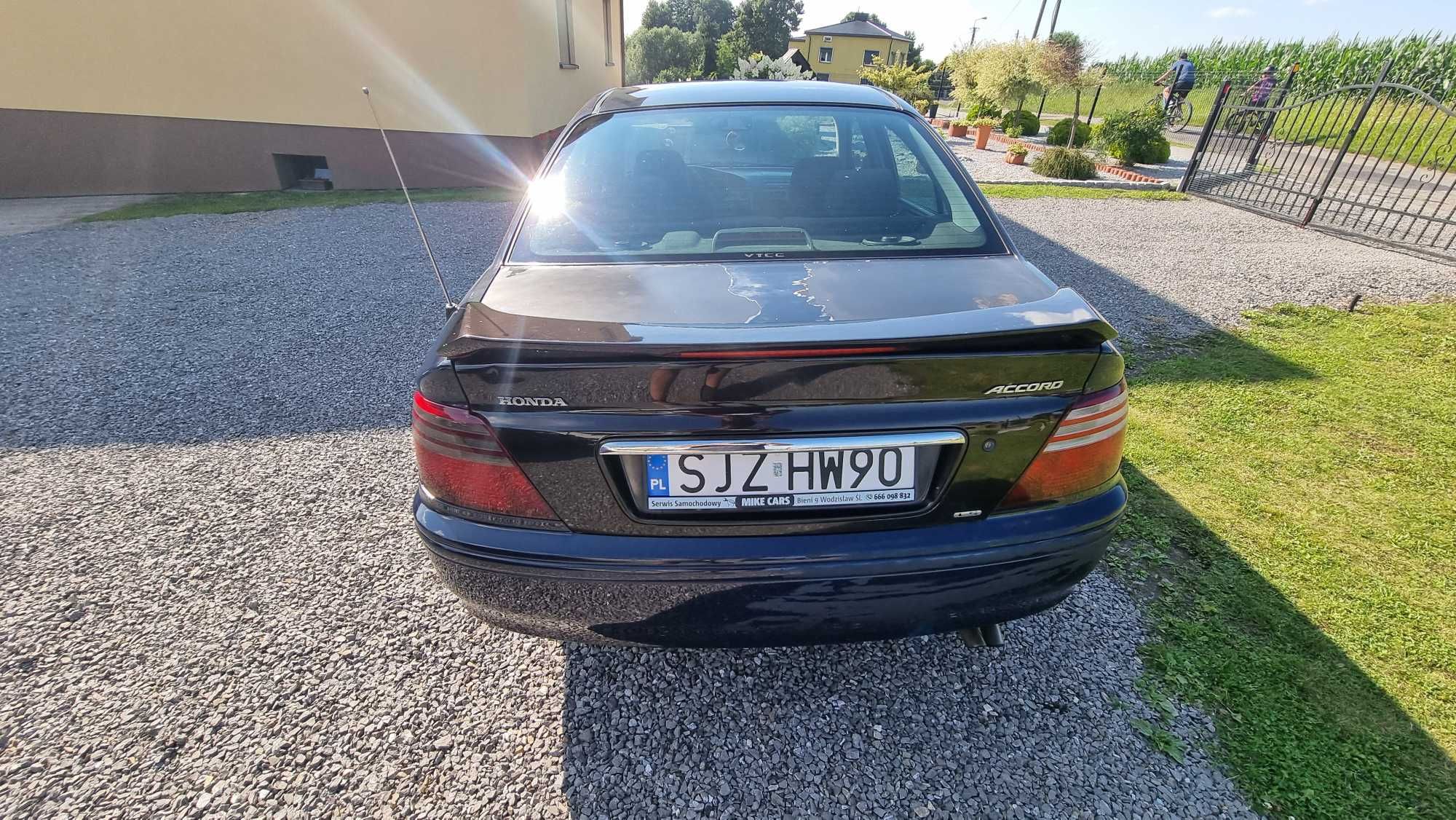 Honda Accord VI 6 1.8 V-tec