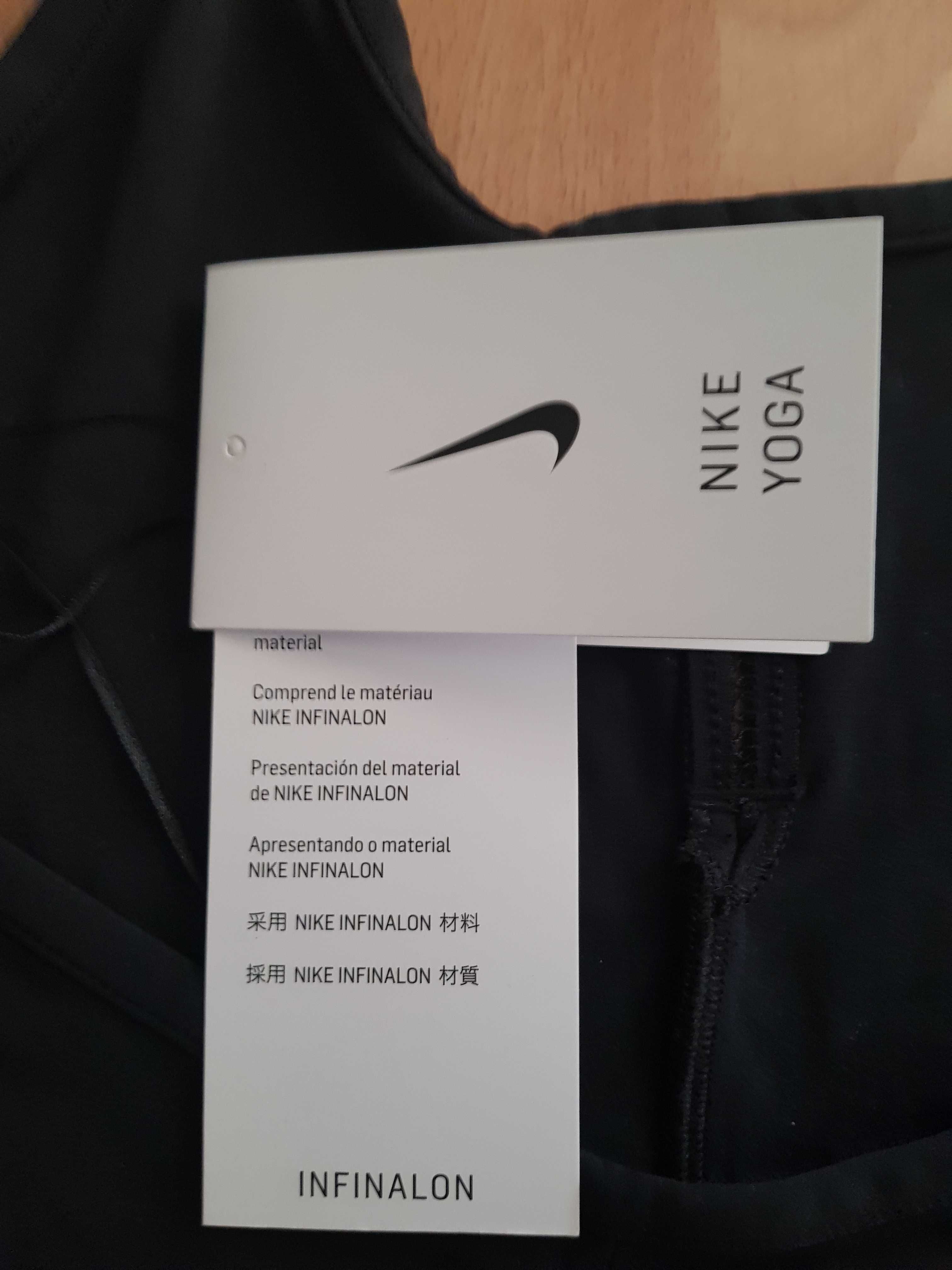 Body treningowe firmy Nike rozmiar S.
