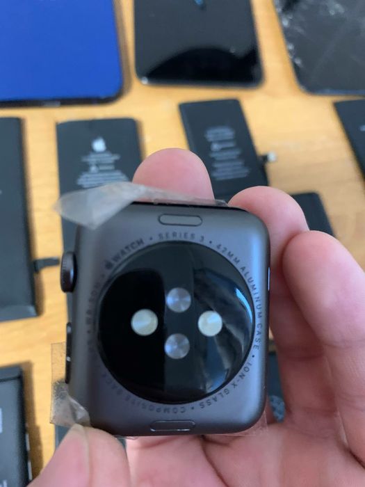 Лот apple акб, плати, airoods, apple watche