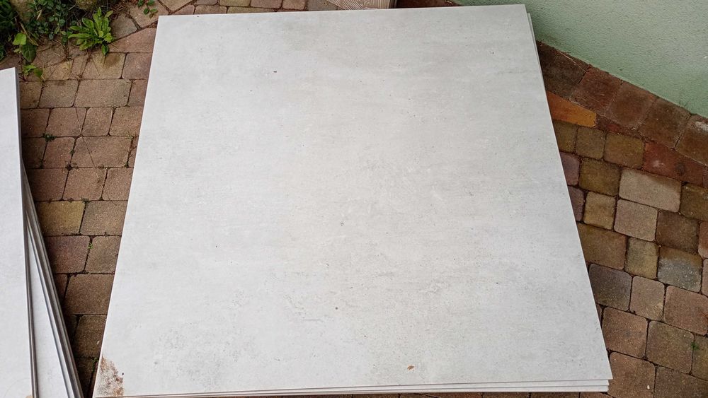 Cerrad Softcement White i Silver 120x120 oraz 60x120 płytki gresowe PJ