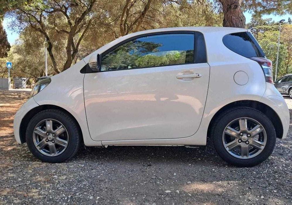 Toyota IQ 1.0 Nacional 2010