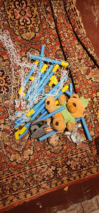 Іграшки ворота розбірні з сіткою та ін.