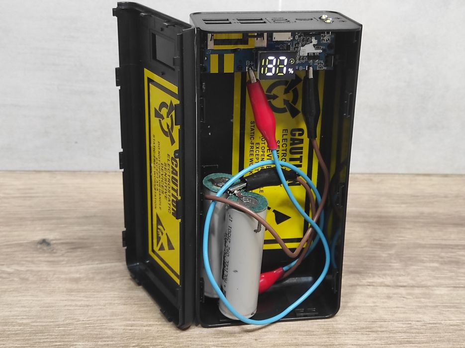 Корпус павербанку 21700 на 12акб Швидка