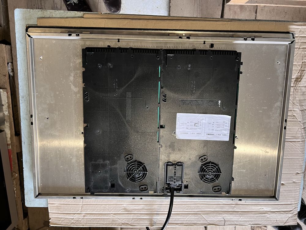 Індукційна варильна поверхня плита AEG Maxi Sense (Німеччина)