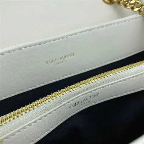 Жіноча сумочка YSL Saint Laurent Medium Loulou