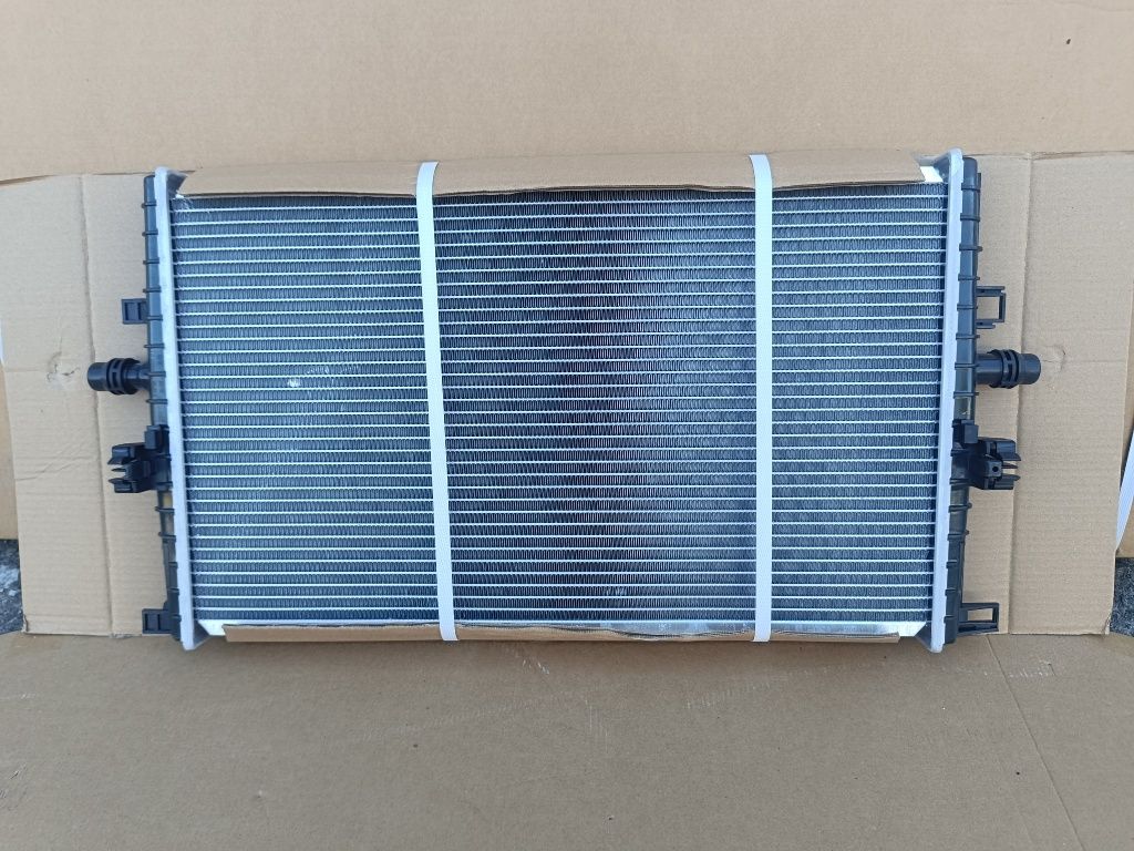 Tesla Y ТеслаY кассета радиатора