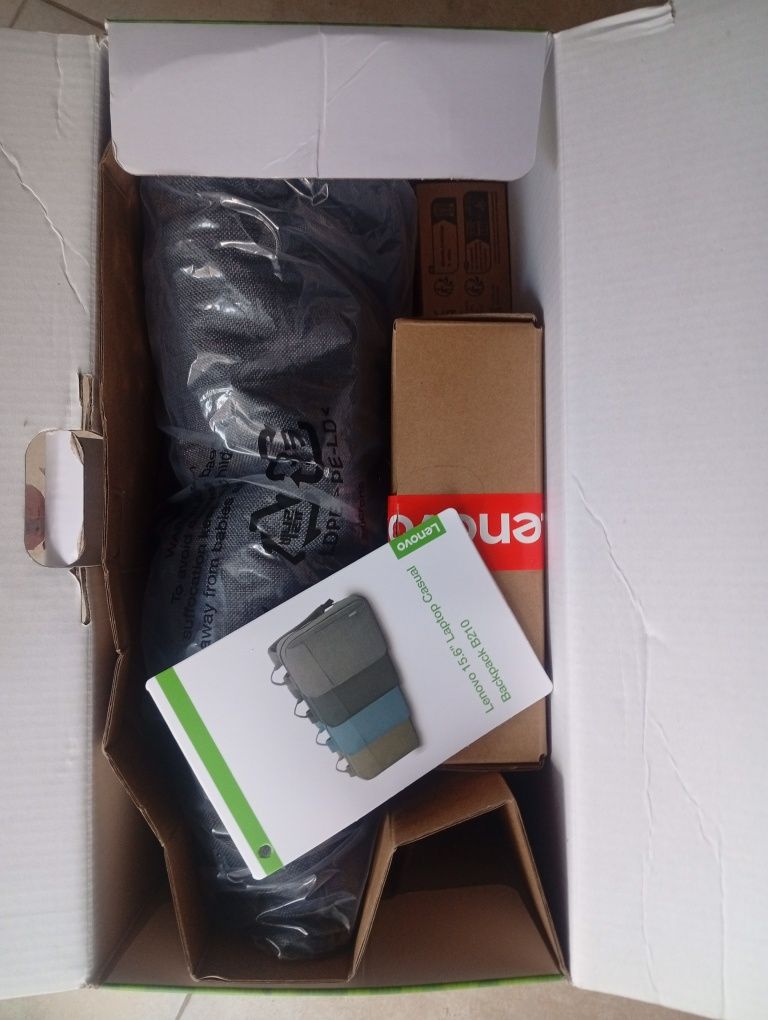 Lenovo kit, conjunto mochila portátil 15.6''+rato+ phones