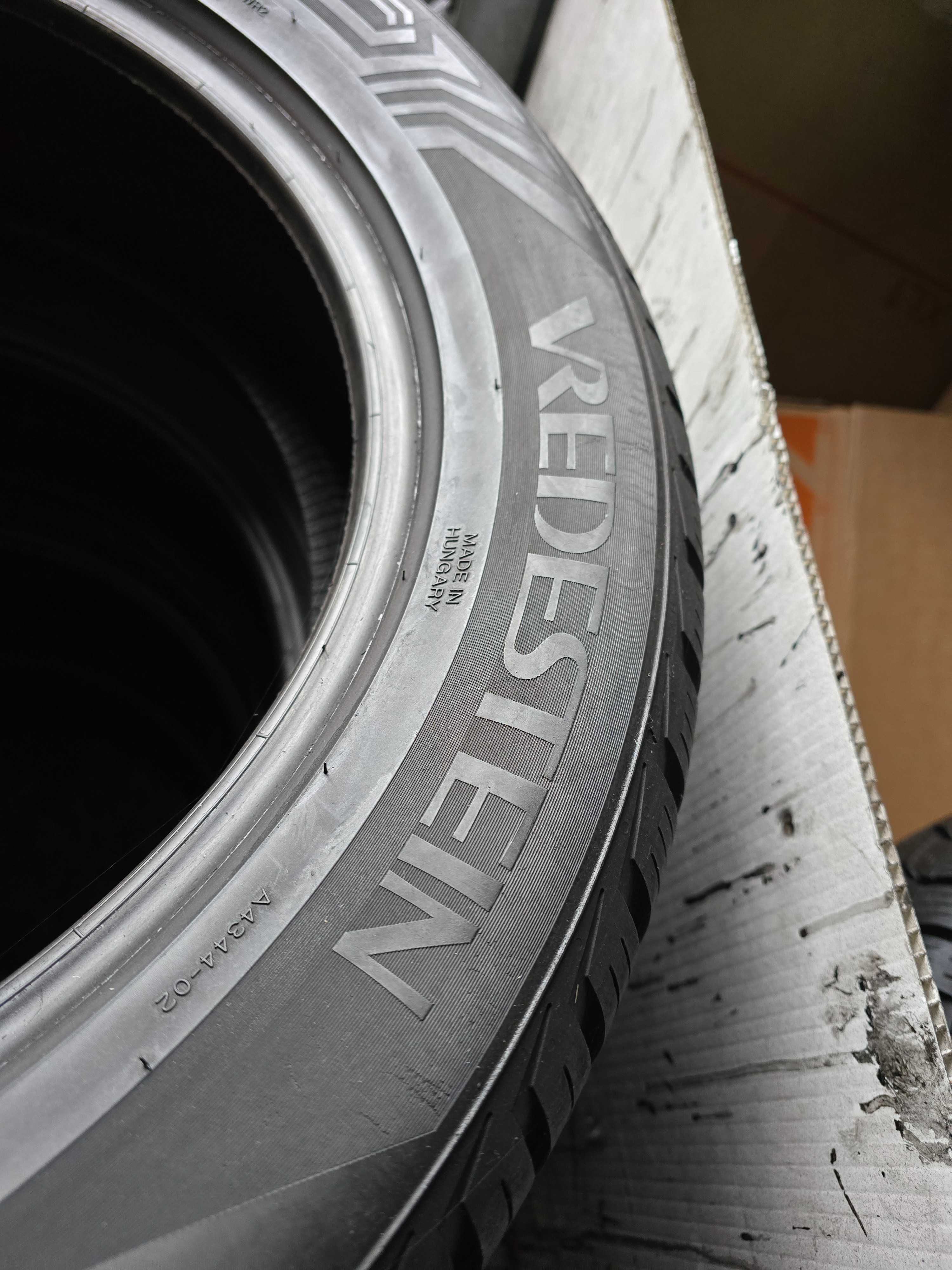 Sprzedam 4 opony 225/55 18" Vredestein wielosezonowe 19/20r