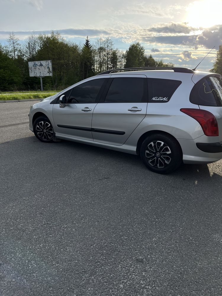 Продам peugeot 308sw 2010р