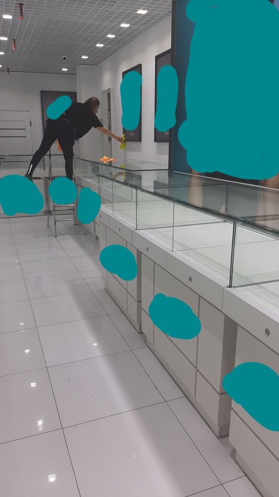 Мойка окон остекления витрин