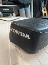 Banco antigo para mota Honda