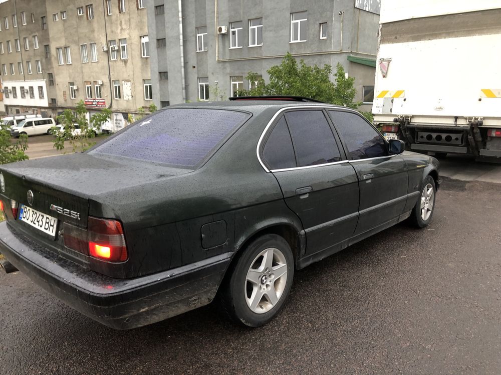 Продам або обміняю бмв е34 520