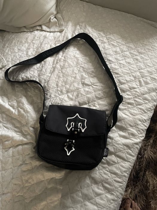 Bolsa trapstar como nova