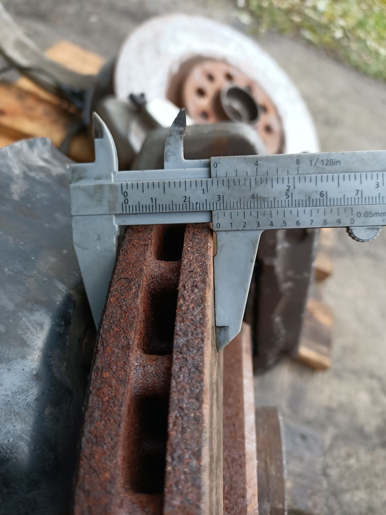 Zaciski hamulcowe przód Duże brembo 330 mm SWAP zwrotice Alfa 159 Brer